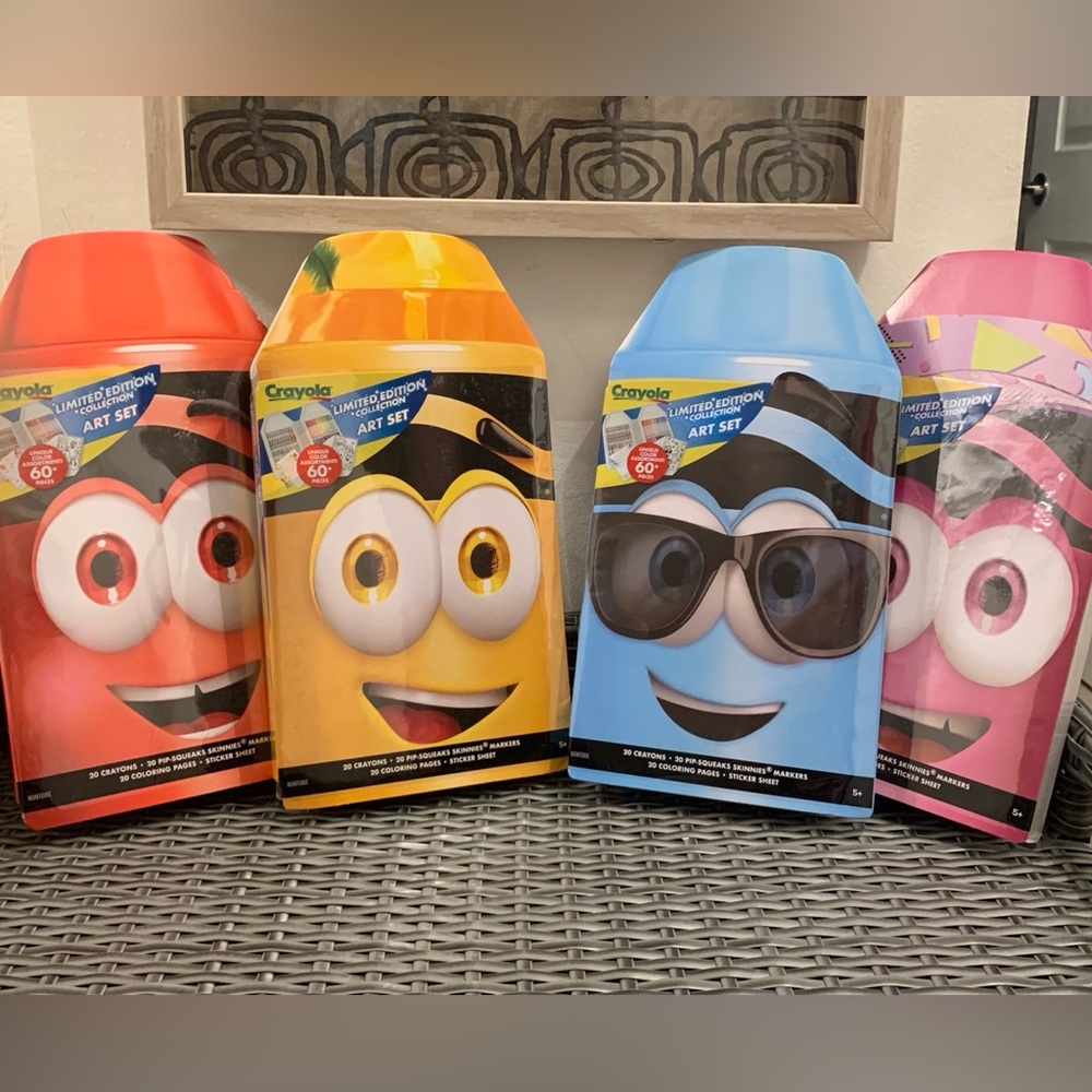 Crayola Limited Edition Collection Art Set With 8 Retired Colors•Set of 4•NIB